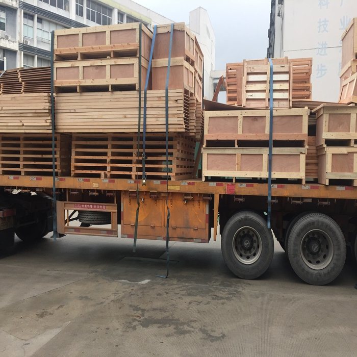 供应深圳石岩电子设备木箱包装